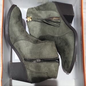 Soda Olive Ankle Boots with Tassel
